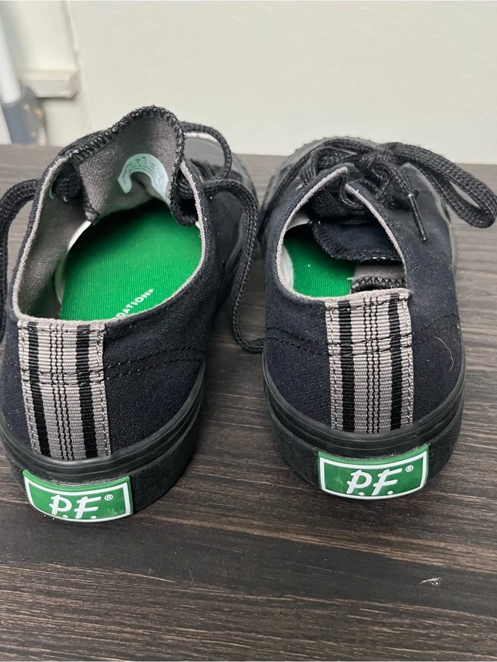 P.F. Flyers Center Lo Sandlot Triple Black Kids Casual Shoes KC2002SL Size 3Y